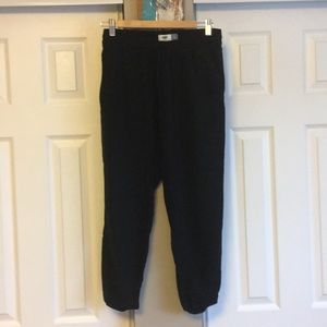 Black Crop Pant